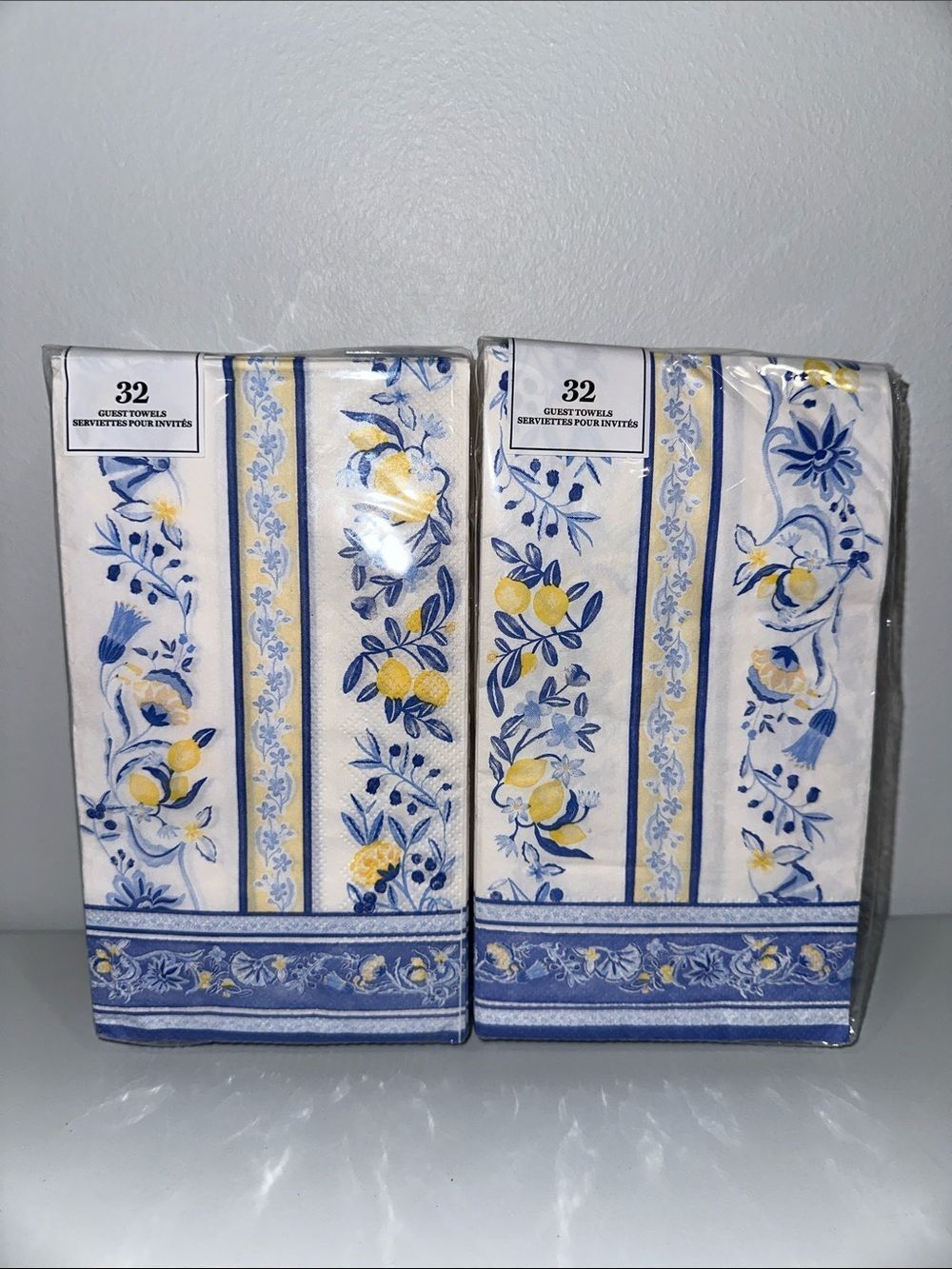 White Blue Yellow Gold Lemon Floral Vines  Fl
Set of 32 x 2 Guest Size Towels